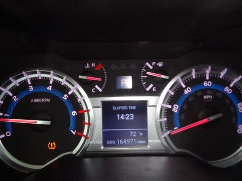 Used 2015 Toyota 4Runner SR5 RWD image 19