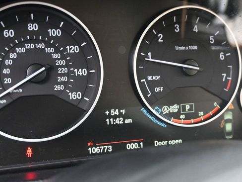 Used 2014 BMW 328i xDrive Sedan AWD/4WD image 3