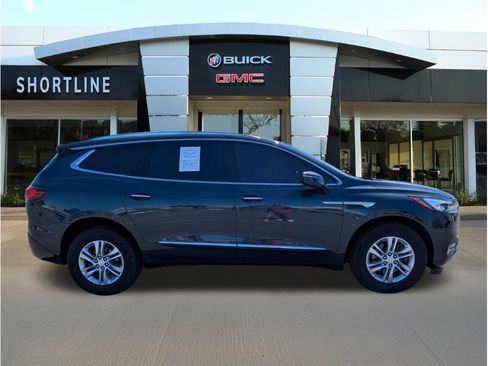 Used 2019 Buick Enclave Essence AWD/4WD image 2