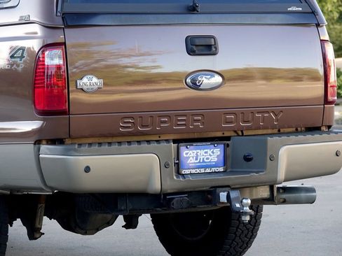 Used 2012 Ford F250 King Ranch w/ King Ranch w/Chrome Pkg image 31