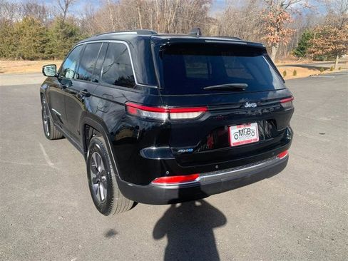 Used 2022 Jeep Grand Cherokee Limited 4xe image 7