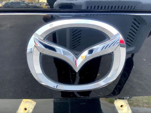 Certified 2024 MAZDA CX-90 Plug-In Hybrid w/ Preferred image 32