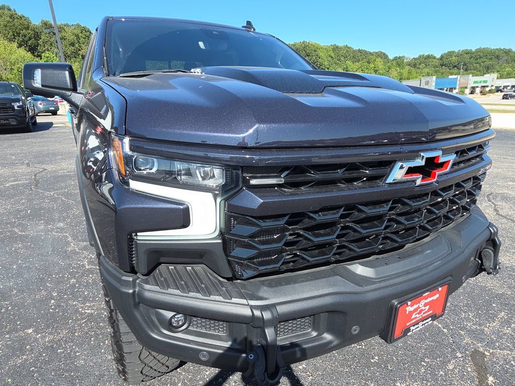 Used 2024 Chevrolet Silverado 1500 ZR2 w/ ZR2 Bison Edition AWD/4WD image 13