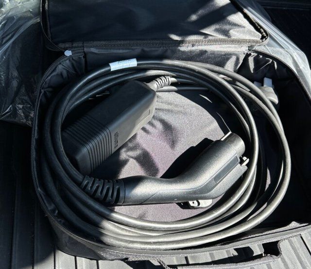 Used 2024 Chevrolet Equinox EV LT FWD image 18