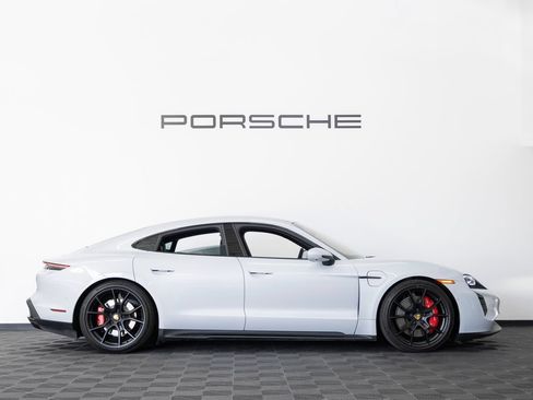 Certified 2024 Porsche Taycan GTS AWD/4WD image 8