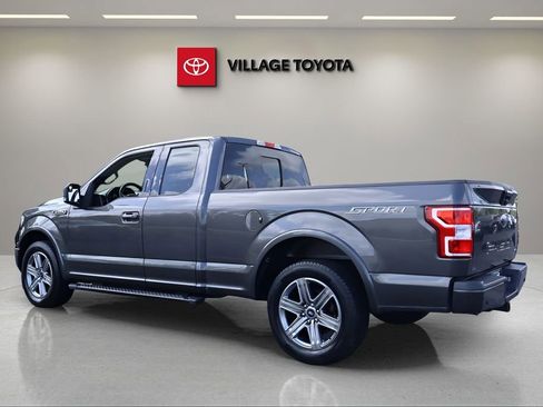 Used 2018 Ford F150 XLT w/ Equipment Group 302A Luxury RWD image 3