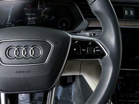 Certified 2024 Audi Q8 e-tron Prestige image 11