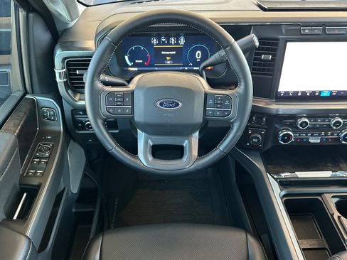 Used 2024 Ford F250 Lariat w/ FX4 Off-Road Package AWD/4WD image 17