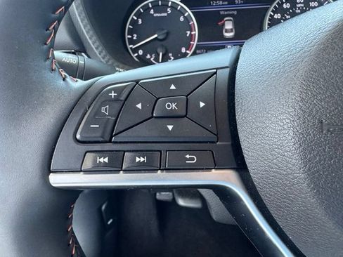 Used 2025 Nissan Sentra SR w/ Midnight Edition FWD image 16