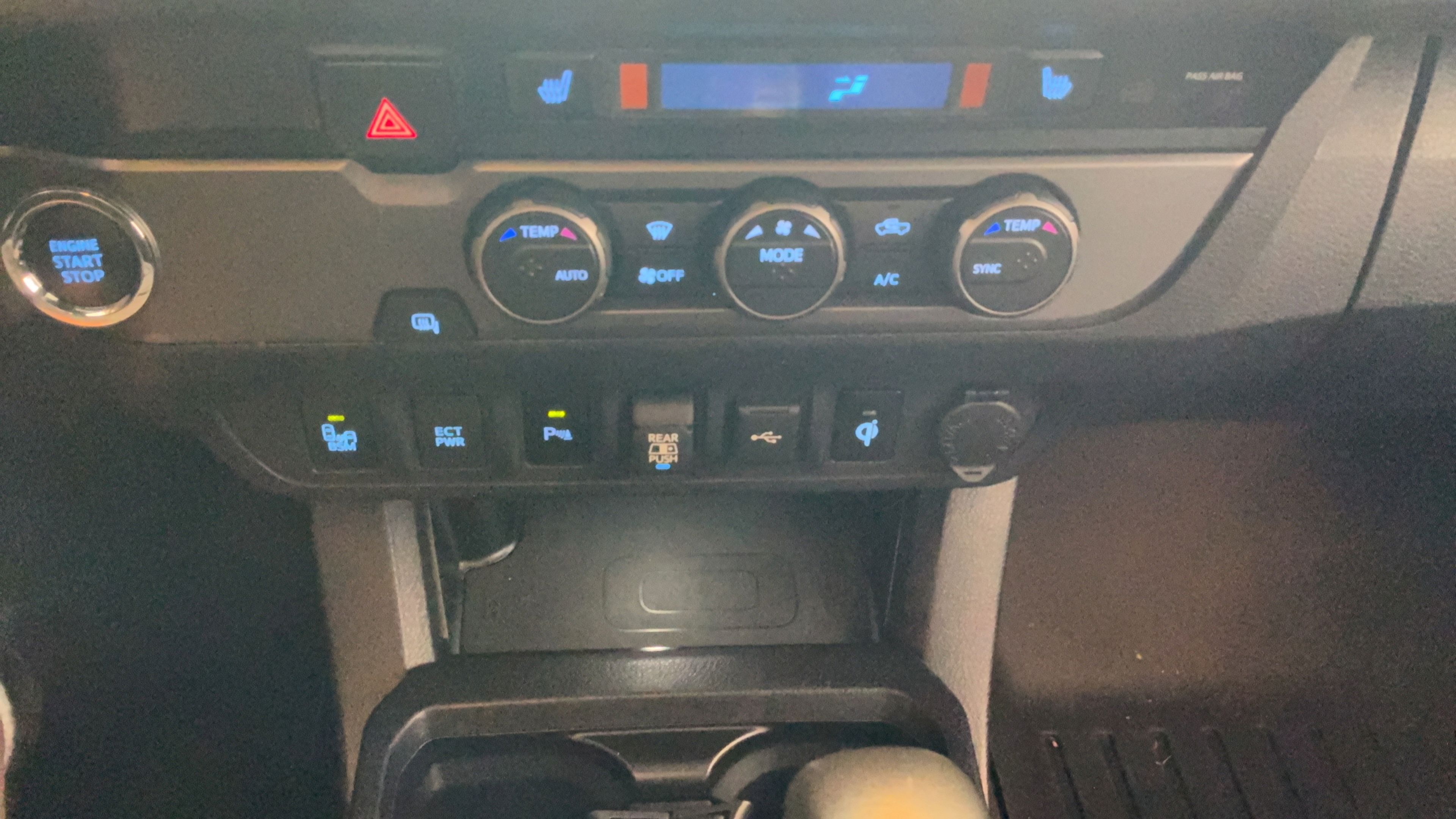 Used 2021 Toyota Tacoma TRD Sport w/ TRD Premium Sport Package RWD image 14