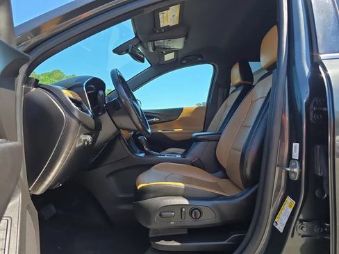 Used 2018 Chevrolet Equinox Premier FWD image 14
