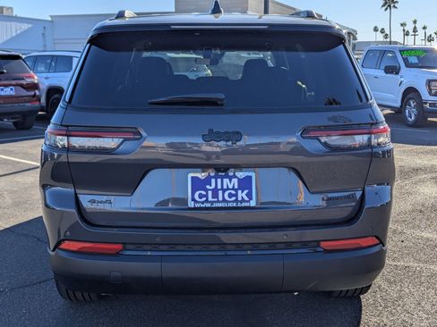 New 2025 Jeep Grand Cherokee L Limited image 3