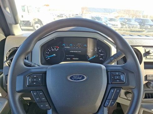 Used 2023 Ford F650 2WD Regular Cab Super Duty image 15