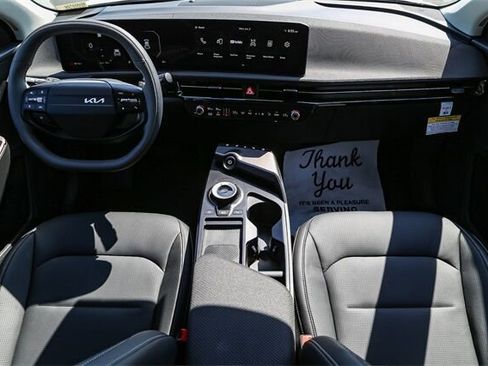 New 2025 Kia EV6 Wind image 9