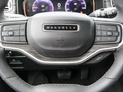 Used 2024 Jeep Wagoneer L Series II w/ Flexible Seating Group AWD/4WD image 30