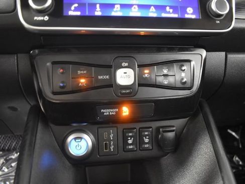 Certified 2023 Nissan Leaf SV Plus FWD image 18
