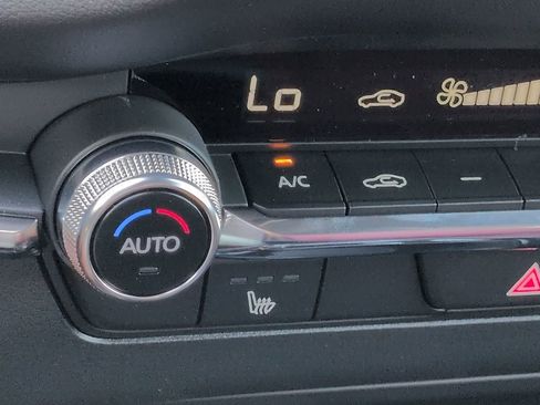 New 2026 MAZDA MAZDA3 Carbon image 21