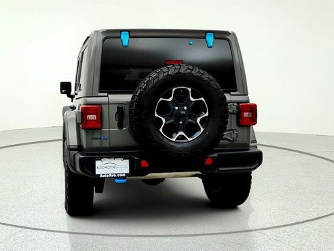 Used 2022 Jeep Wrangler Unlimited Rubicon 4xe w/ Cold Weather Group AWD/4WD image 6