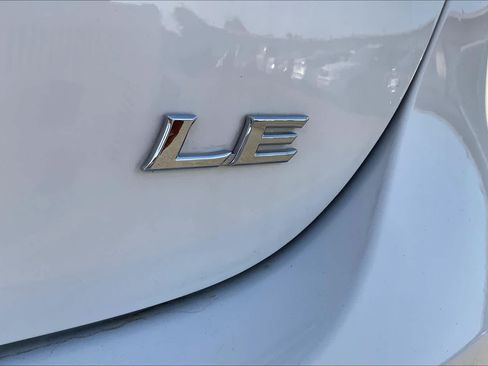 Used 2024 Toyota Camry LE FWD image 10