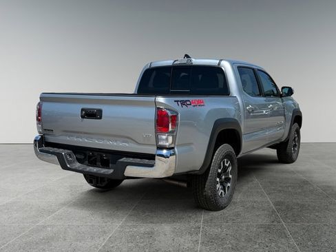 Used 2023 Toyota Tacoma TRD Off-Road AWD/4WD image 6