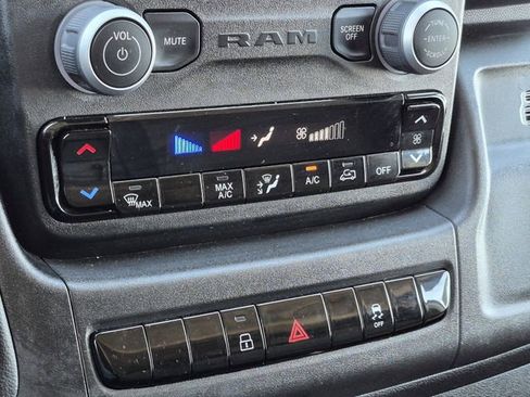 Used 2024 RAM ProMaster 3500 FWD image 15