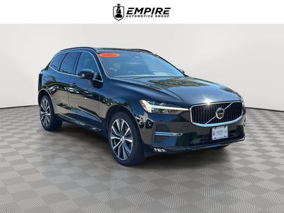 Used 2022 Volvo XC60 B5 Momentum w/ Climate Package