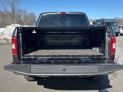 Used 2019 Ford F150 Lariat w/ Trailer Tow Package image 10