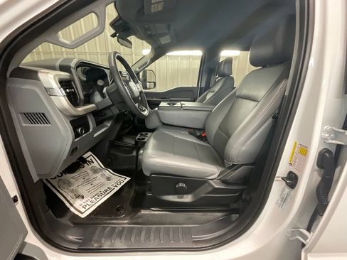 Used 2025 Ford F250 XL w/ XL Chrome Package AWD/4WD image 10