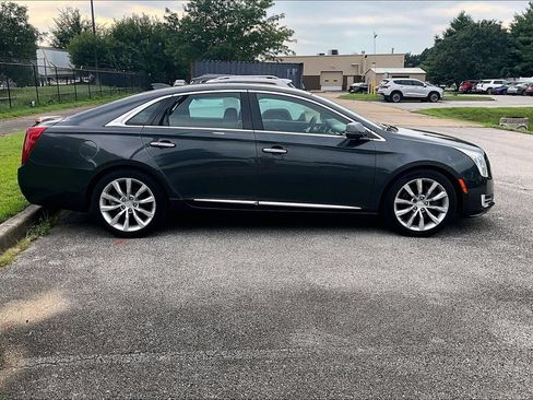 Used 2017 Cadillac XTS Luxury AWD/4WD image 7