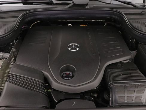 New 2026 Mercedes-Benz GLS 450 4MATIC image 9