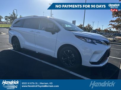 New 2024 Toyota Sienna XSE