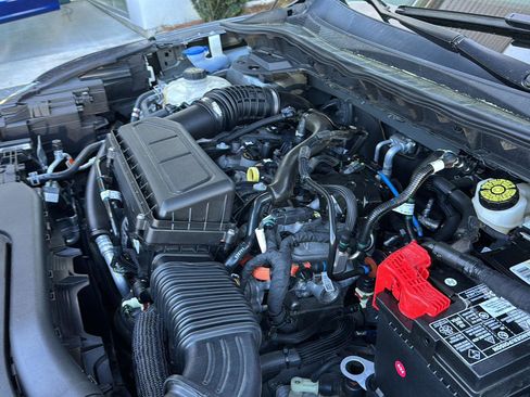 Used 2023 Ford Escape ST-Line image 30