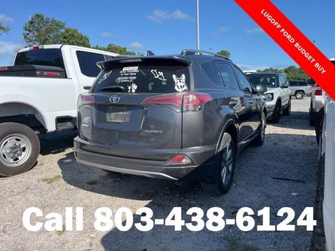 Used 2017 Toyota RAV4 Platinum FWD image 2