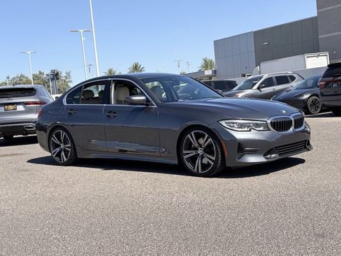 Used 2021 BMW 330i Sedan w/ Convenience Package RWD image 4