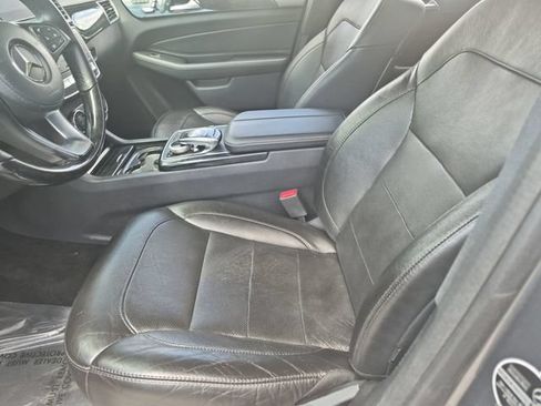Used 2019 Mercedes-Benz GLS 450 4MATIC image 11