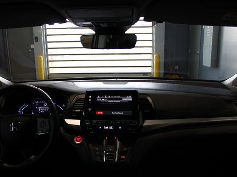 Used 2023 Honda Odyssey EX-L image 29