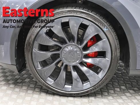 Used 2022 Tesla Model Y Performance image 26