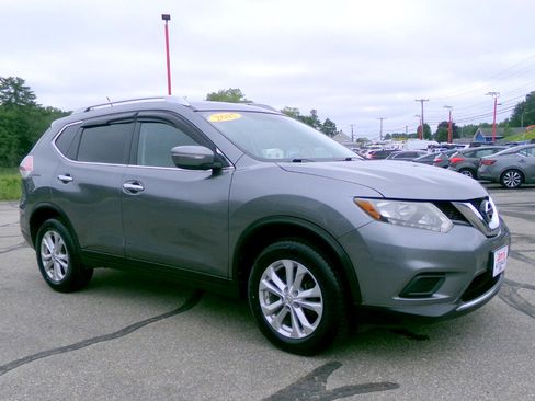 Used 2015 Nissan Rogue SV image 7