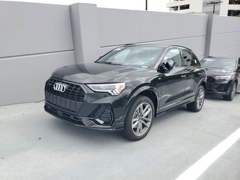 Certified 2025 Audi Q3 2.0T Premium w/ Convenience Package image 1