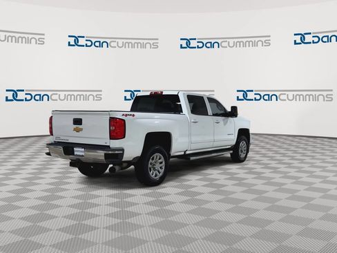 Used 2016 Chevrolet Silverado 3500 LT w/ LT Convenience Package AWD/4WD image 9
