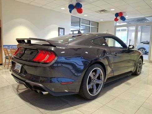 Used 2022 Ford Mustang GT Premium w/ GT Performance Package RWD image 6