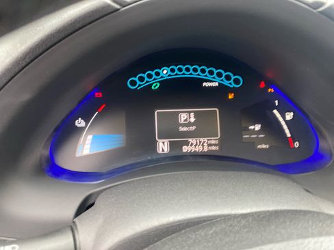 Used 2015 Nissan Leaf S w/ Charge Package image 8