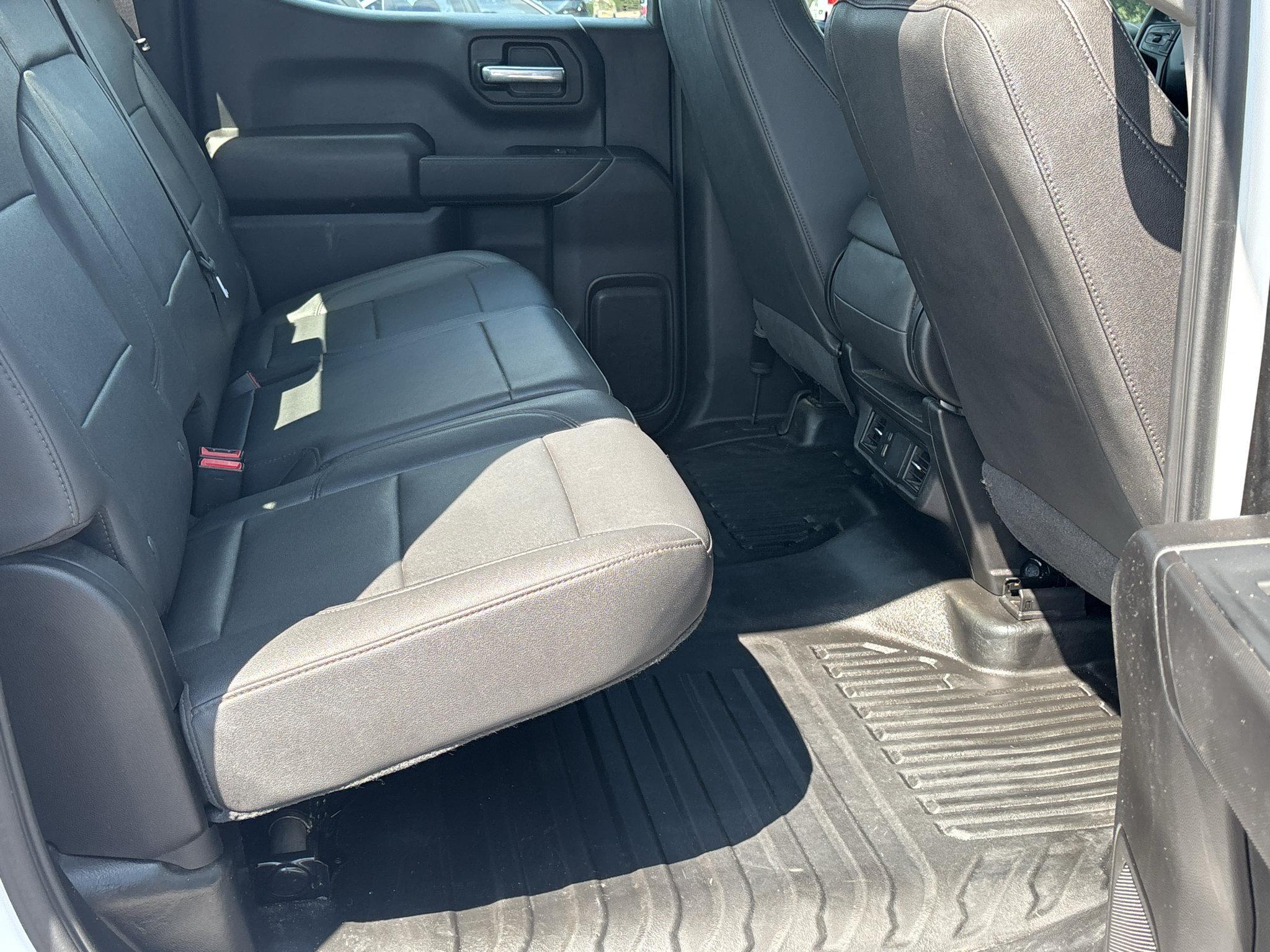 Used 2023 Chevrolet Silverado 1500 W/T w/ Trailering Package AWD/4WD image 21