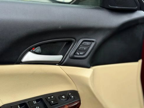 Used 2011 Honda Crosstour EX-L image 27