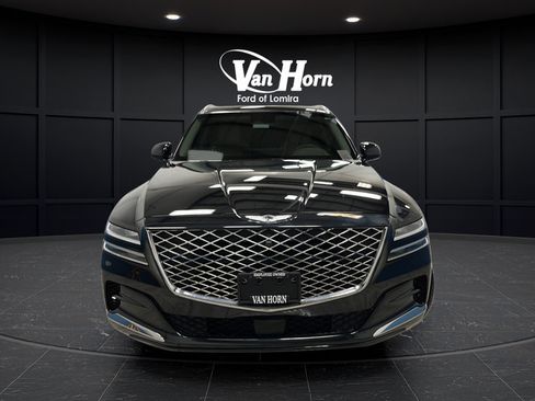 Used 2024 Genesis GV80 2.5T w/ Prestige Package AWD/4WD image 2