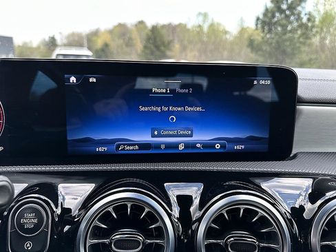 Used 2025 Mercedes-Benz CLA 250 4MATIC image 15