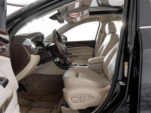 Used 2016 Cadillac SRX Luxury w/ Driver Awareness Package image 3