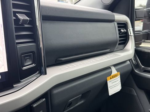 New 2026 Ford F250 XLT w/ XLT Premium Package image 11