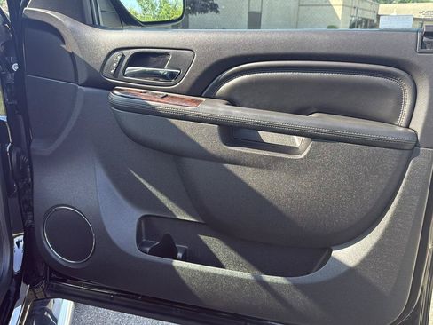 Used 2013 GMC Sierra 1500 Denali AWD/4WD image 31