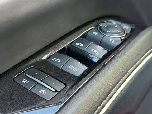 Certified 2023 Cadillac Escalade Sport Platinum image 15